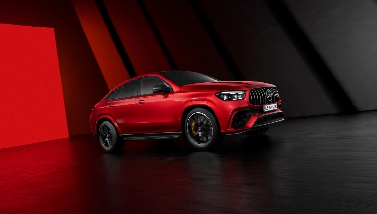 Silueta deportiva AMG SUV Coupé