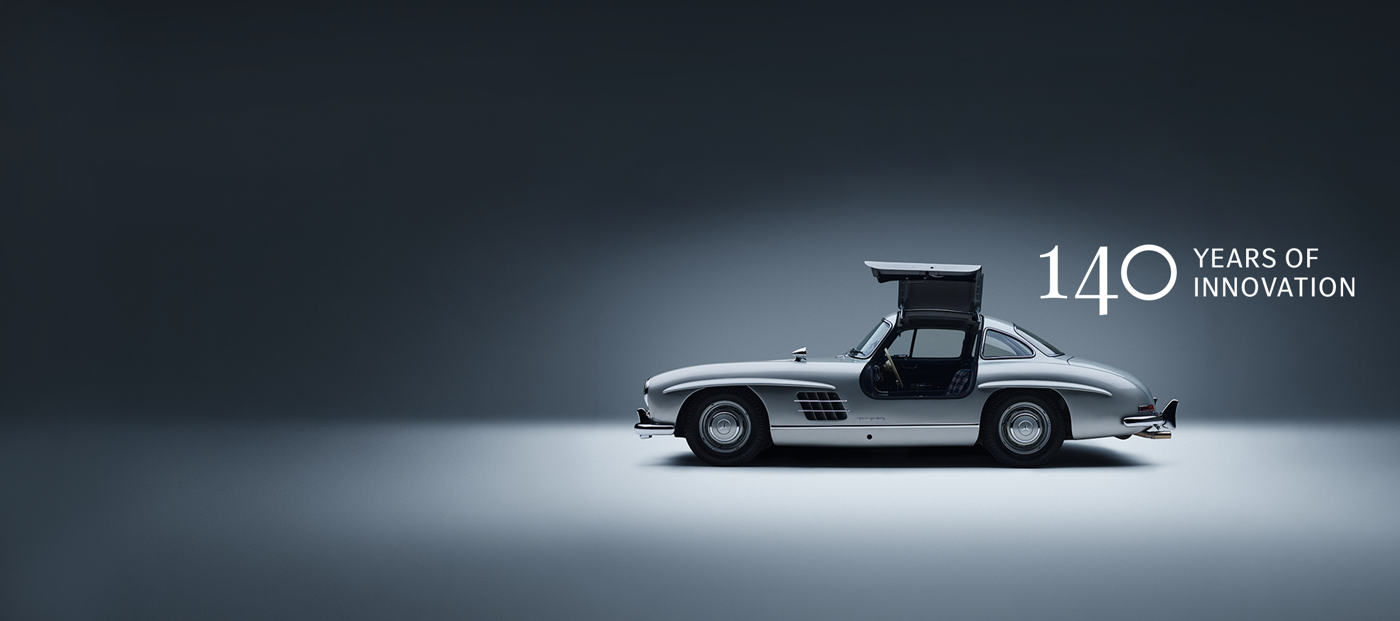 Mercedes-Benz Banner